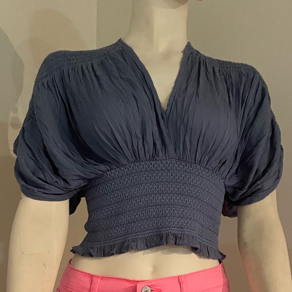 Just so pretty Crop Top Blouse 100% Rayon Top